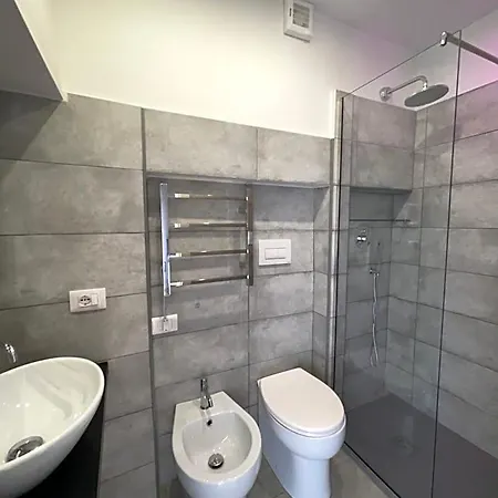 Off House Borgo Suite, 4* Nettuno
